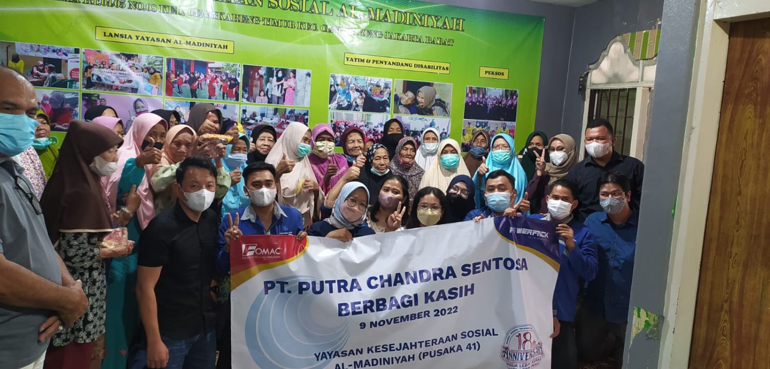 Kegiatan Bantuan Sosial Kepada Lansia, Kaum Duafa, dan Anak-anak